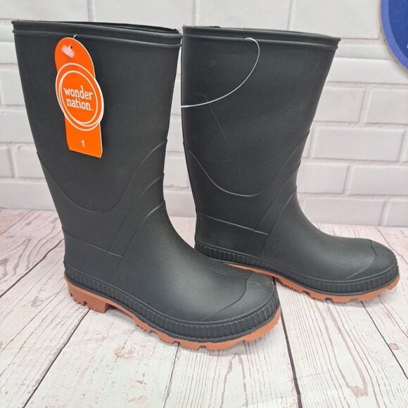 Wonder Nation Youth Boys Black TPE Rubber Lined Slip-on Chore Rain Boots: 1 - Picture 1 of 6